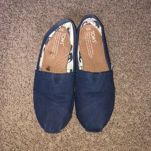 Navy Blue Toms Shoes